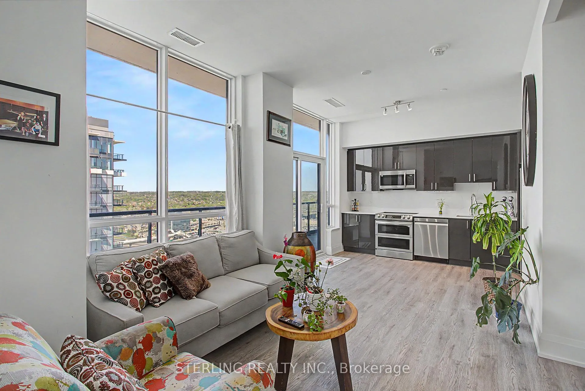 Photo 4 of Unit 2803, 1455 Celebration Drive, Pickering, Bay Ridges — HOMEH