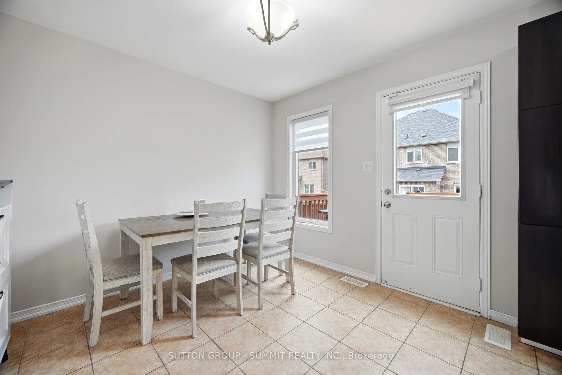 Photo 15 of 100 Burnstown Circle, Brampton, Bram East — HOMEH
