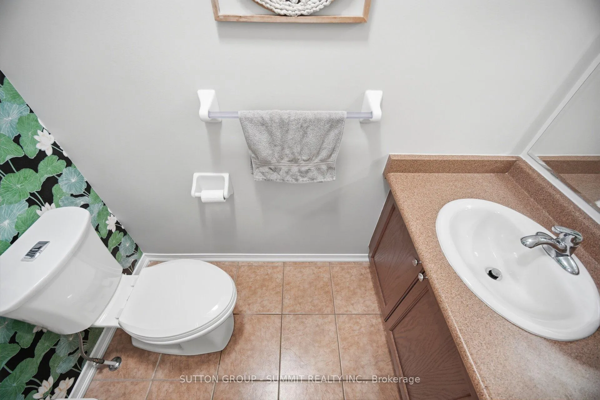 Photo 17 of 100 Burnstown Circle, Brampton, Bram East — HOMEH