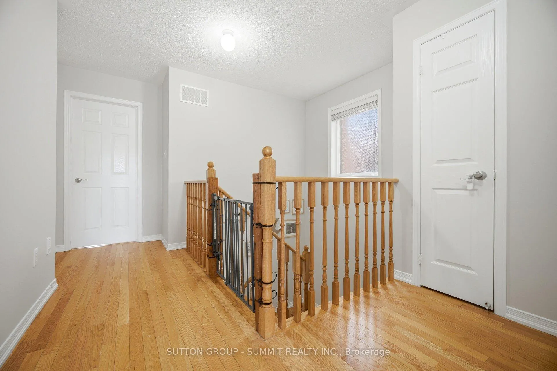 Photo 19 of 100 Burnstown Circle, Brampton, Bram East — HOMEH