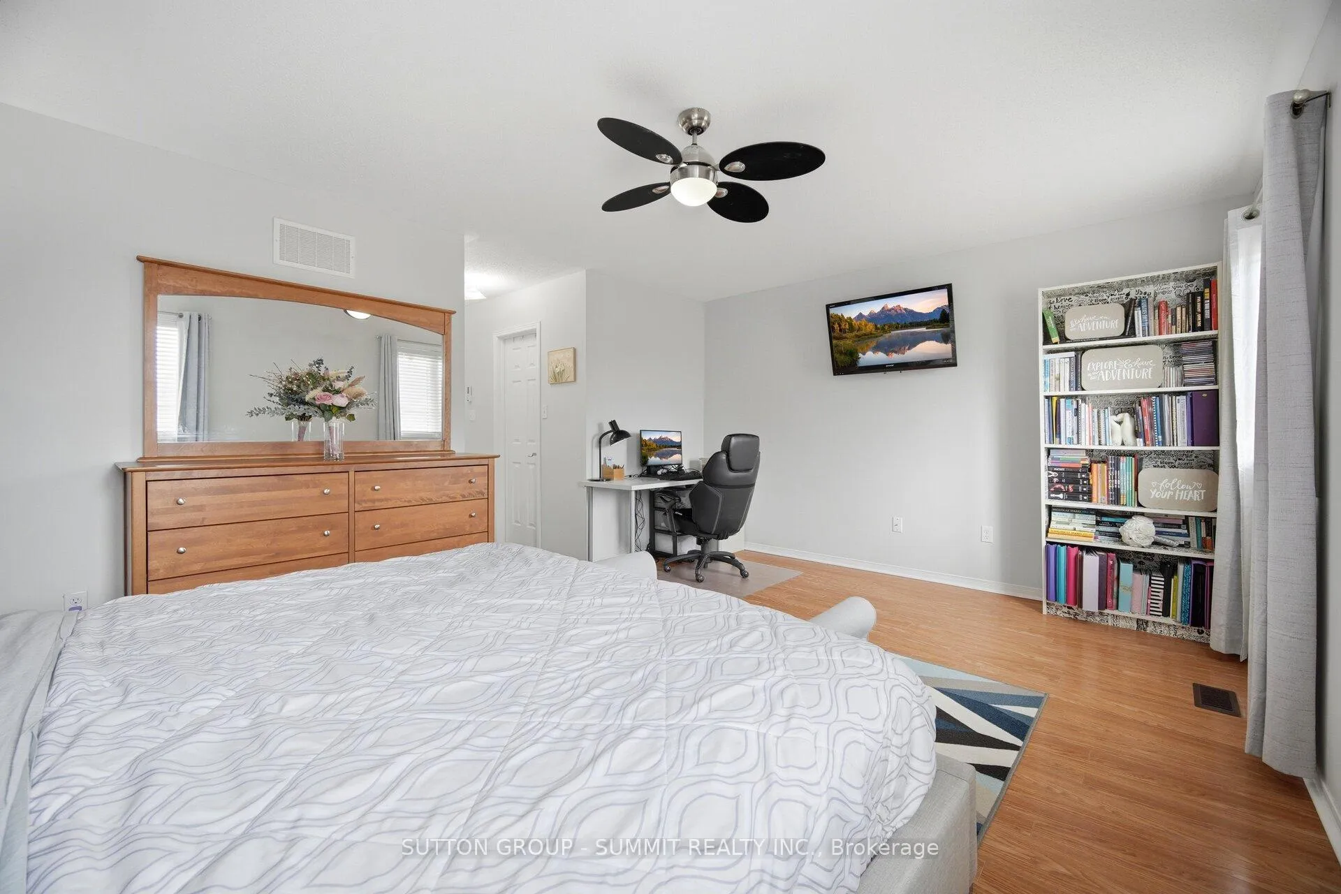 Photo 22 of 100 Burnstown Circle, Brampton, Bram East — HOMEH