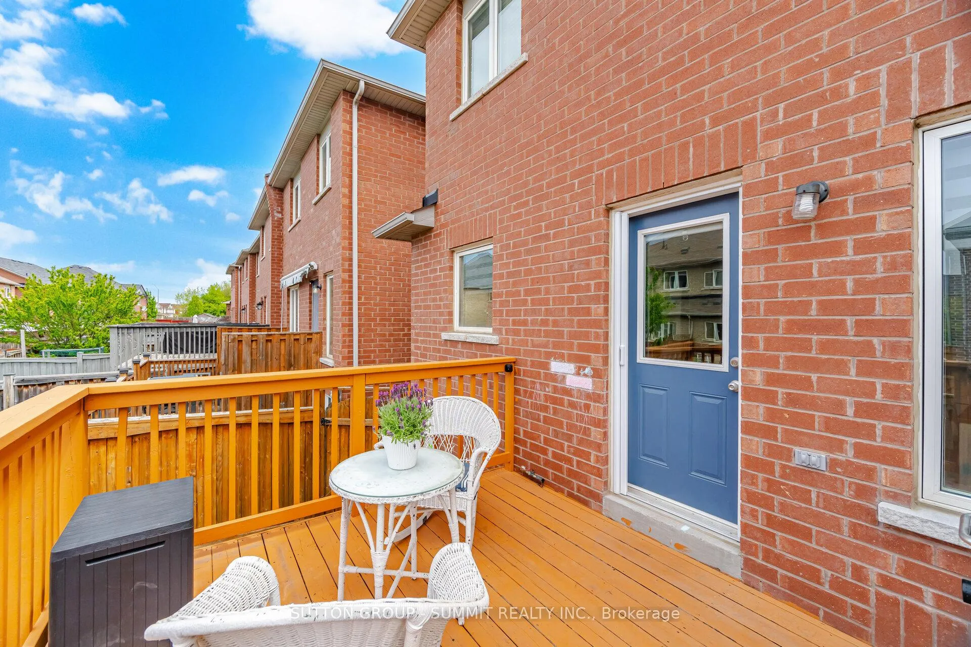 Photo 37 of 100 Burnstown Circle, Brampton, Bram East — HOMEH
