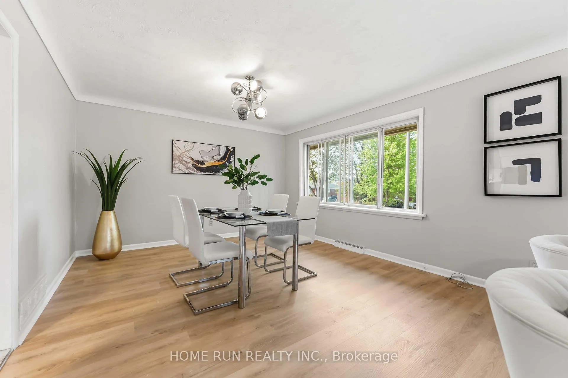 Photo 10 of 1530 Clementine Boulevard W, Ottawa, Billings Bridge — HOMEH
