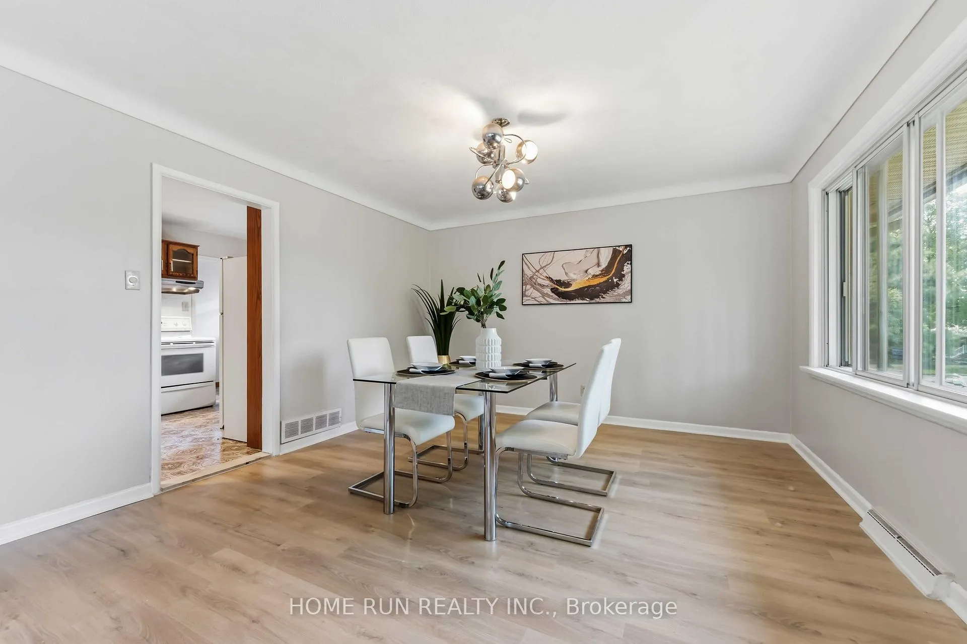 Photo 11 of 1530 Clementine Boulevard W, Ottawa, Billings Bridge — HOMEH