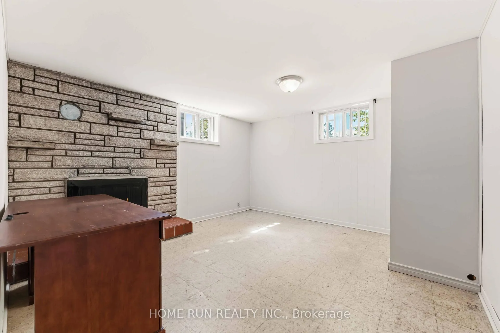 Photo 31 of 1530 Clementine Boulevard W, Ottawa, Billings Bridge — HOMEH