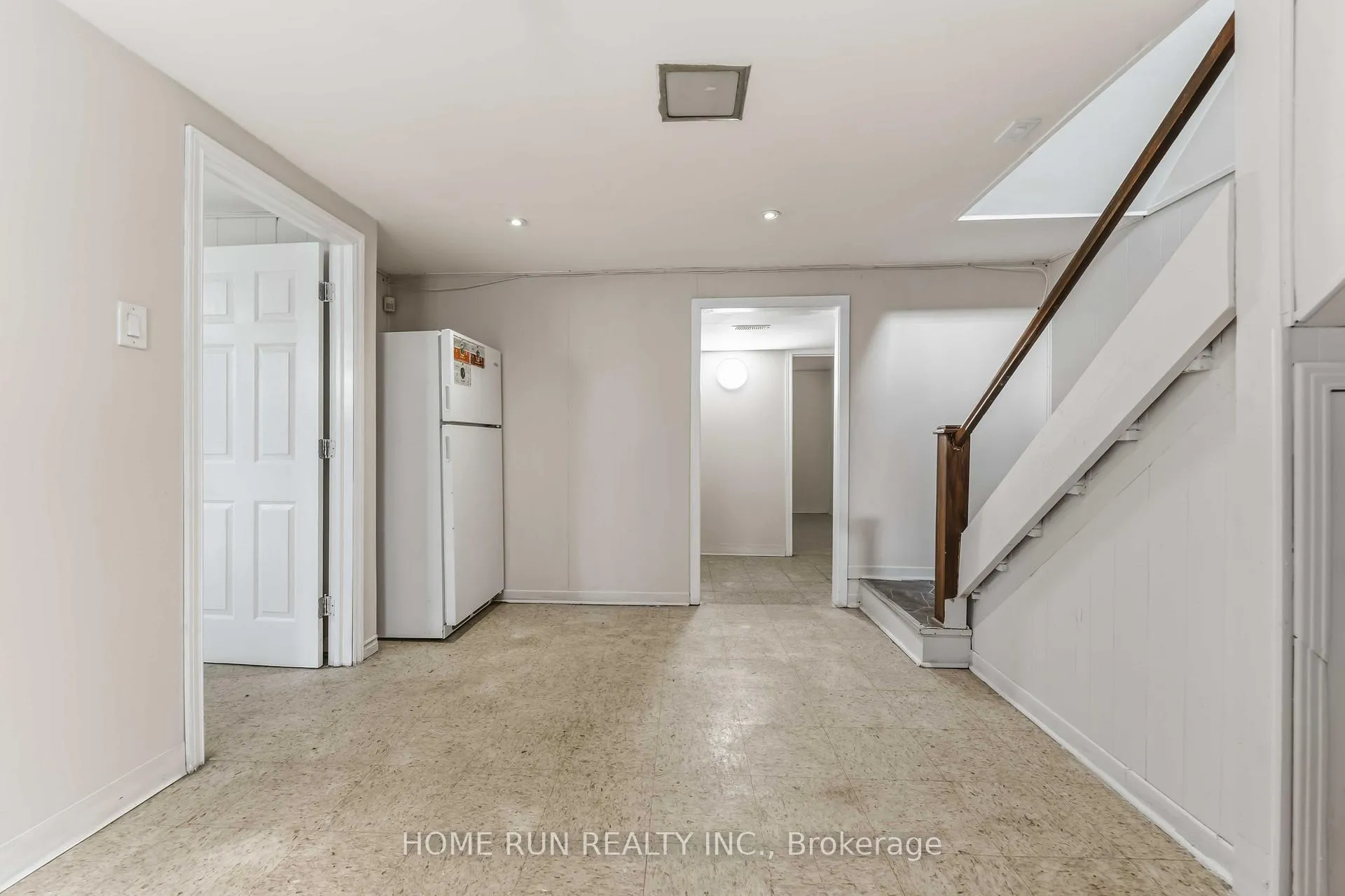 Photo 34 of 1530 Clementine Boulevard W, Ottawa, Billings Bridge — HOMEH