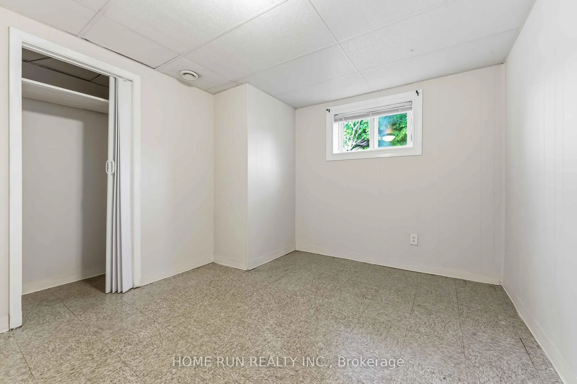 Photo 38 of 1530 Clementine Boulevard W, Ottawa, Billings Bridge — HOMEH