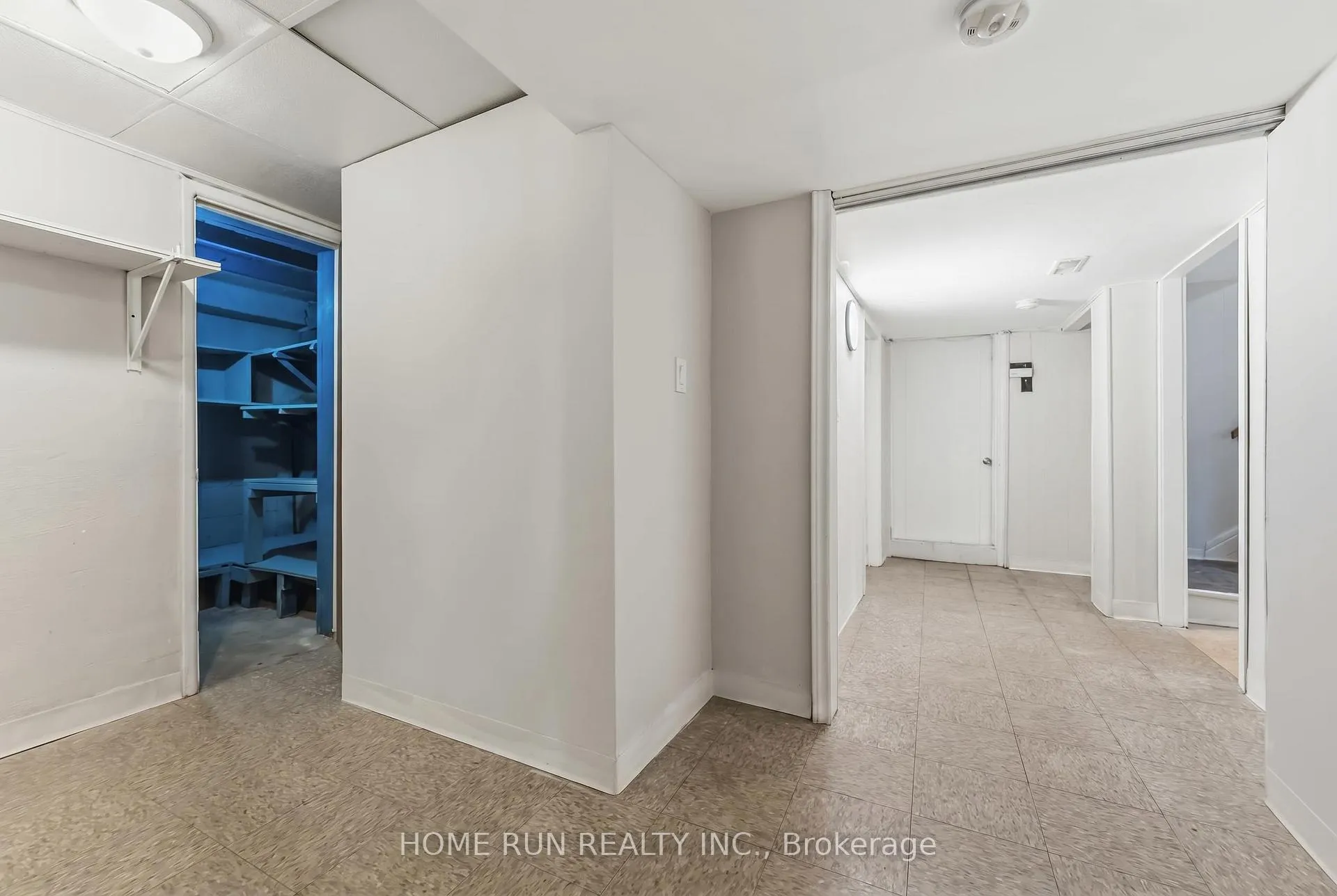 Photo 40 of 1530 Clementine Boulevard W, Ottawa, Billings Bridge — HOMEH