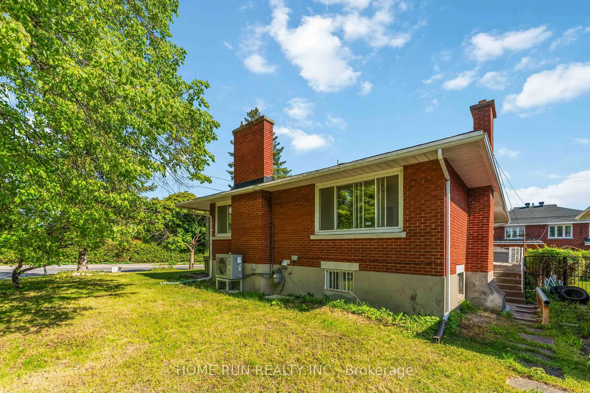 Photo 43 of 1530 Clementine Boulevard W, Ottawa, Billings Bridge — HOMEH