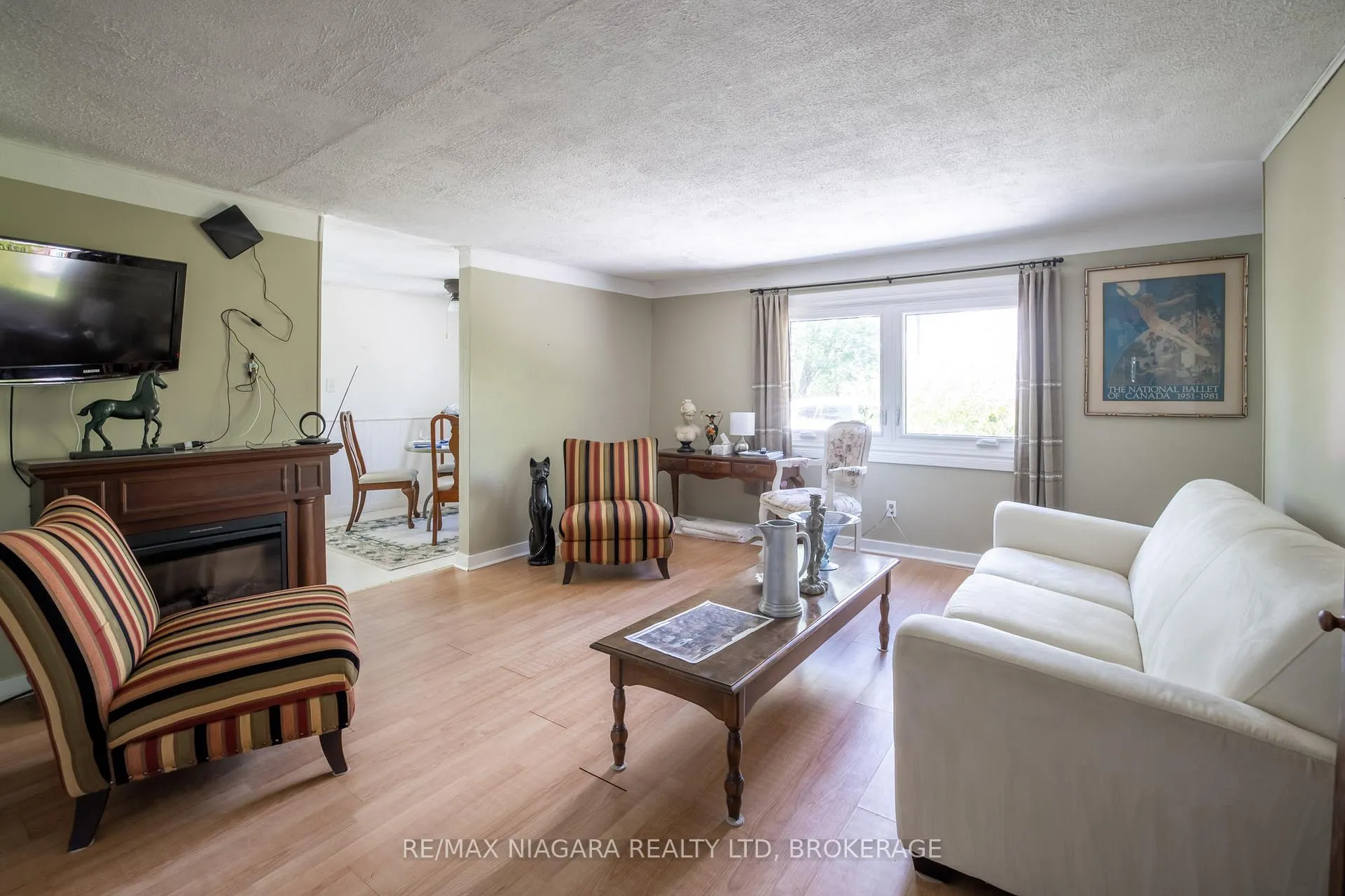 Photo 24 of 434 Crescent Road, Fort Erie, Crescent Park — HOMEH