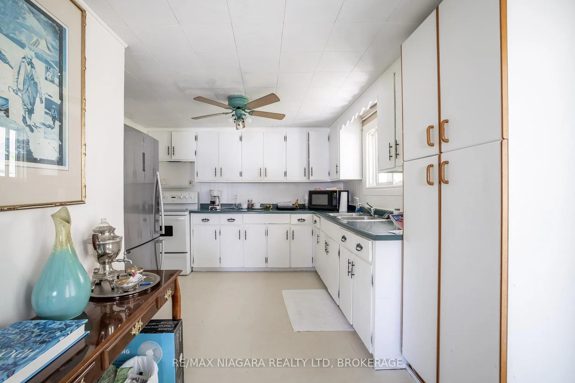 Photo 35 of 434 Crescent Road, Fort Erie, Crescent Park — HOMEH