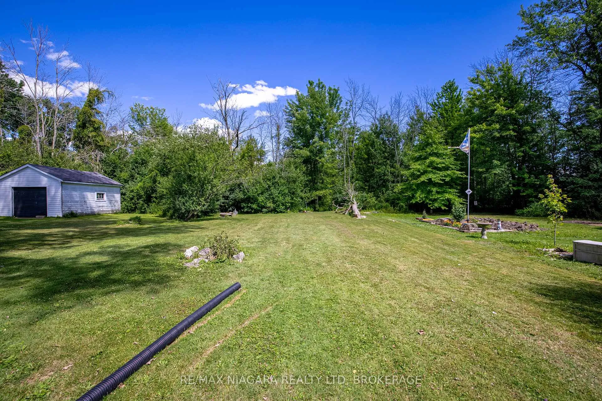 Photo 55 of 434 Crescent Road, Fort Erie, Crescent Park — HOMEH