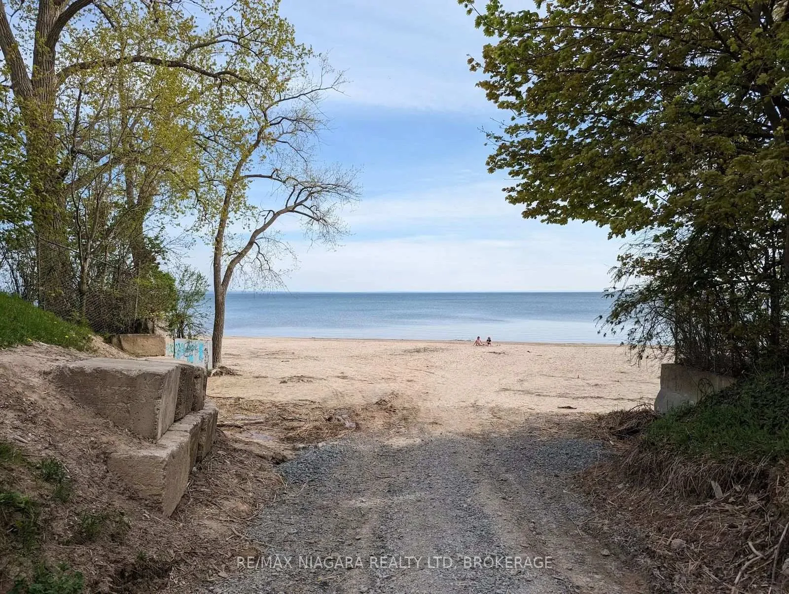 Photo 61 of 434 Crescent Road, Fort Erie, Crescent Park — HOMEH