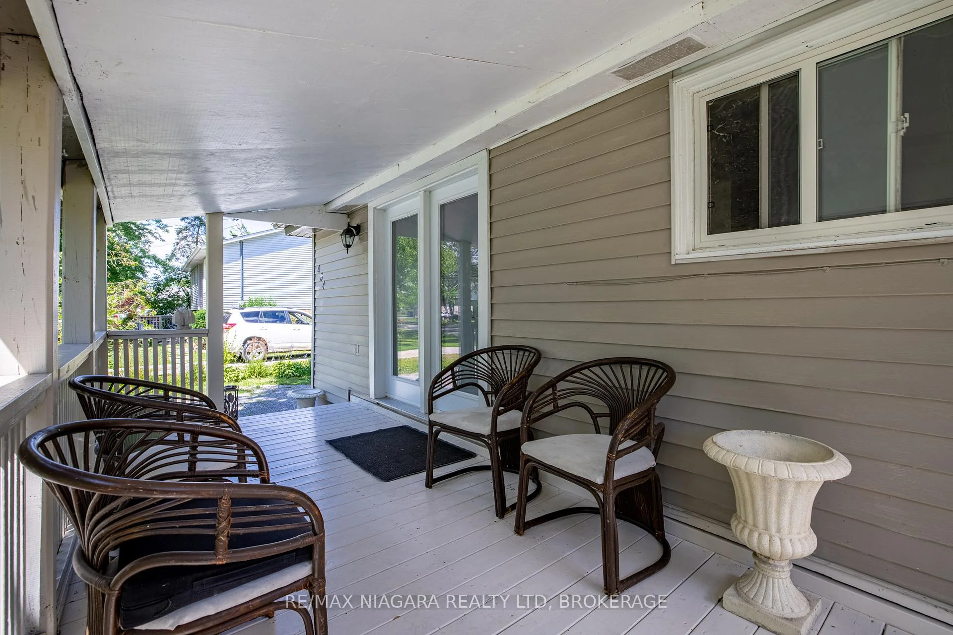 Photo 13 of 434 Crescent Road, Fort Erie, Crescent Park — HOMEH