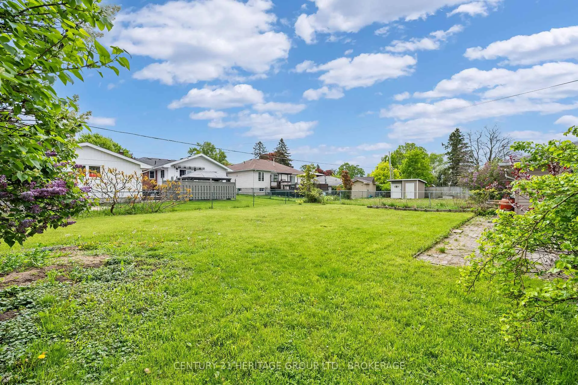 Photo 4 of 486 Kirkwood Road E, Kingston, City Southwest — HOMEH