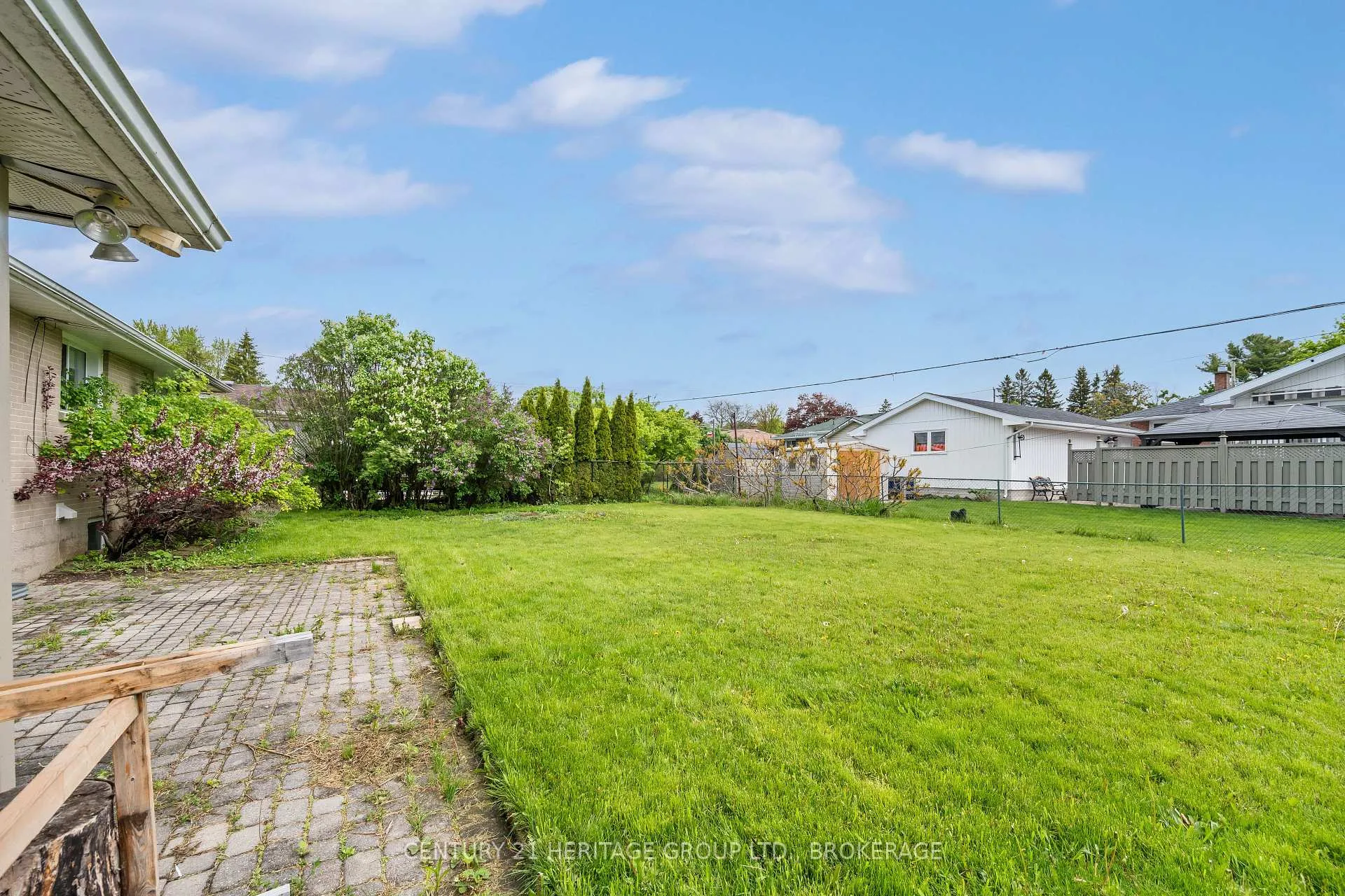 Photo 7 of 486 Kirkwood Road E, Kingston, City Southwest — HOMEH