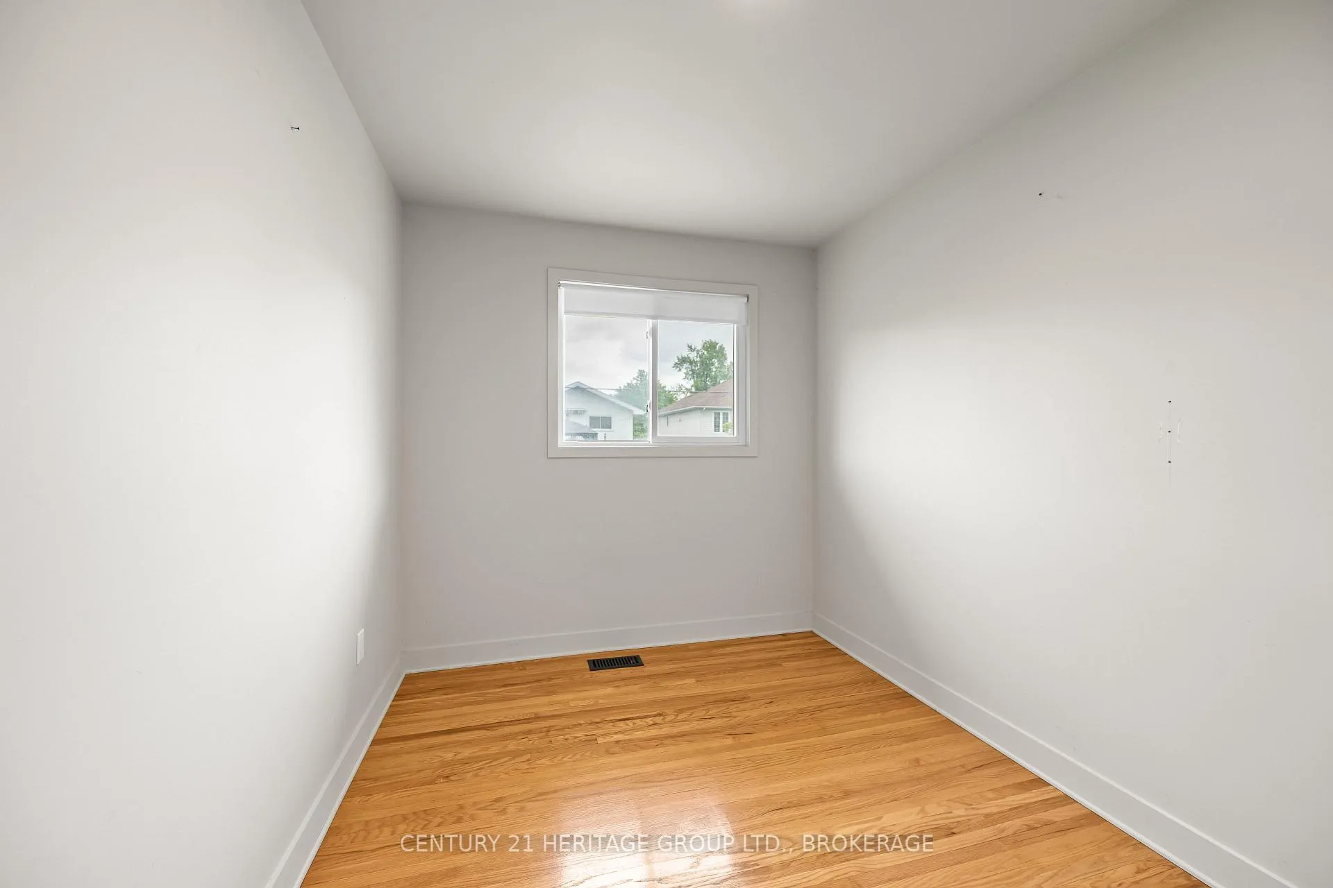 Photo 16 of 486 Kirkwood Road E, Kingston, City Southwest — HOMEH