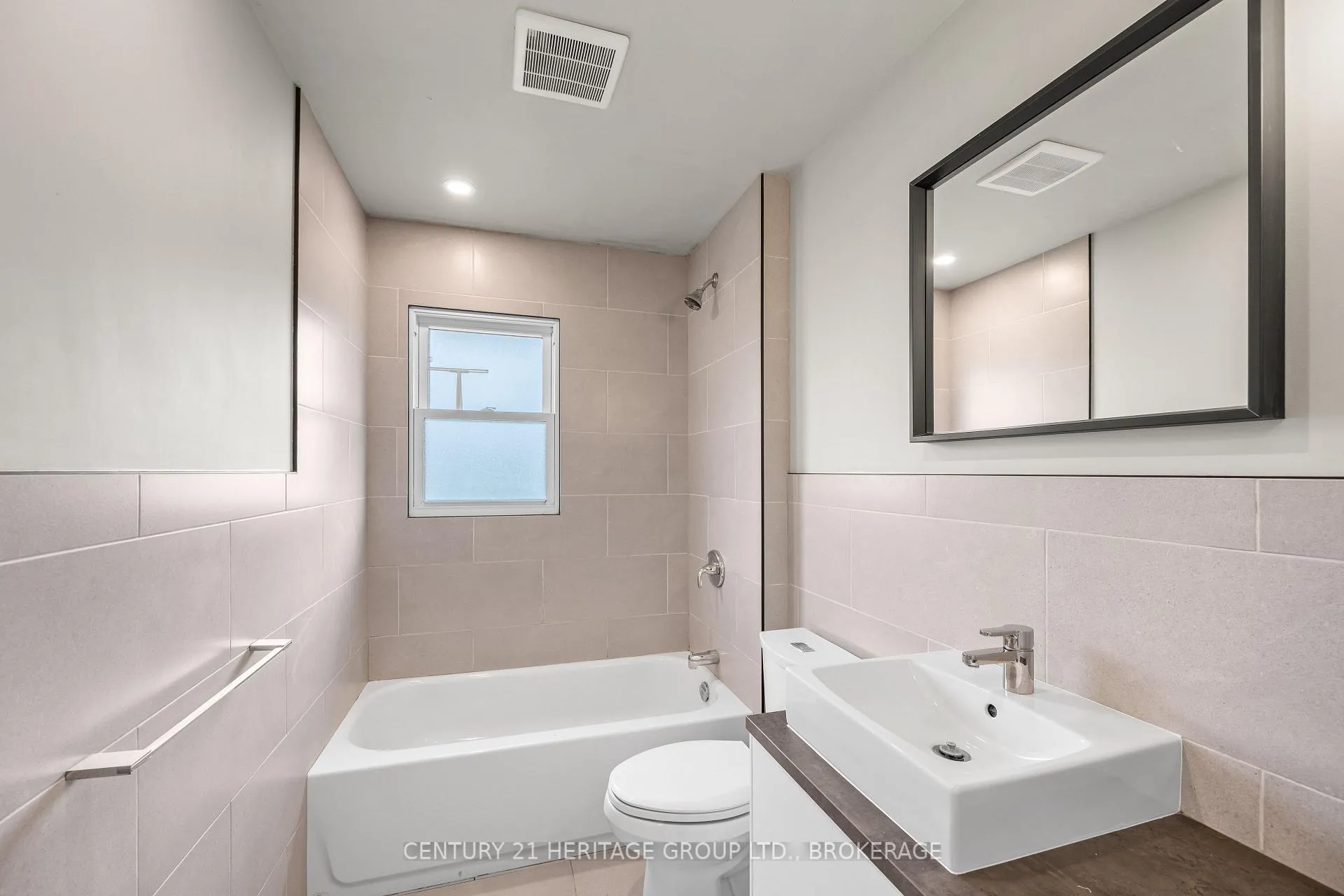 Photo 18 of 486 Kirkwood Road E, Kingston, City Southwest — HOMEH