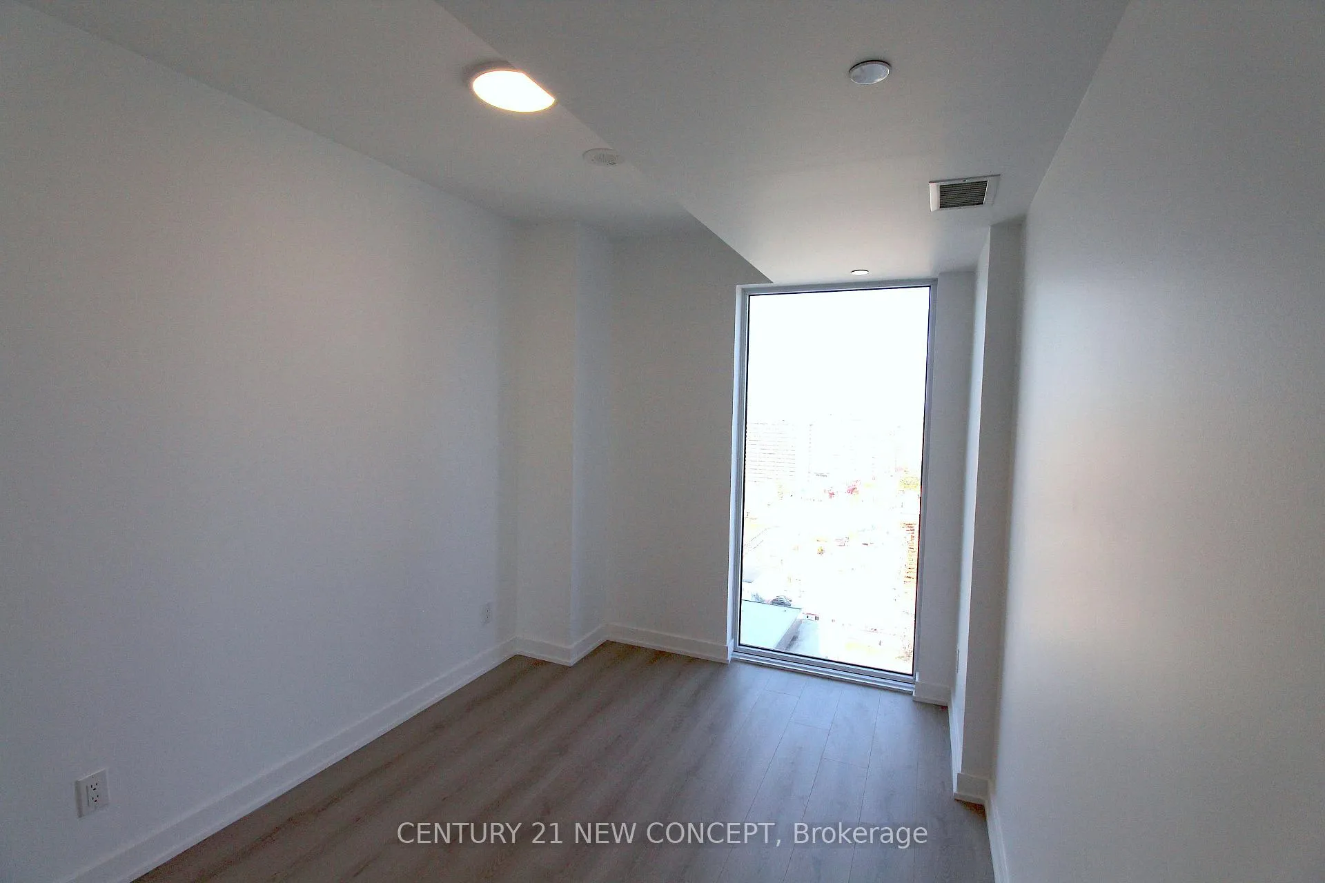 Photo 6 of Unit 2205, 100 Queen Street E, Toronto, Church-Yonge Corridor — HOMEH