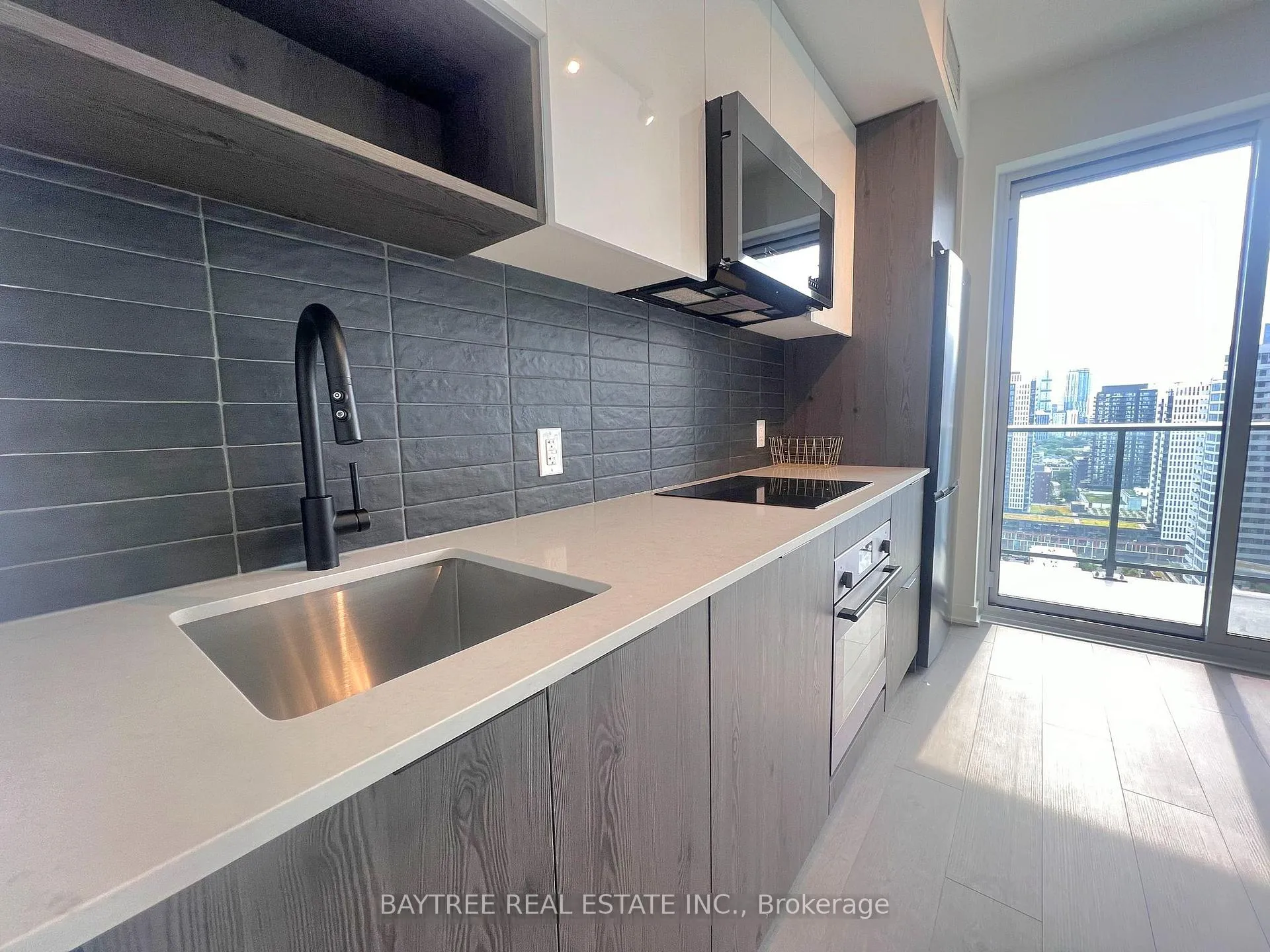 Photo 4 of Unit 2407, 5 Defries Street, Toronto, Regent Park — HOMEH