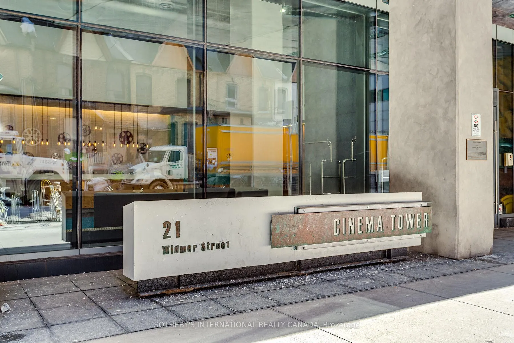 Photo 8 of Unit 2410, 21 Widmer Street, Toronto, Waterfront Communities — HOMEH