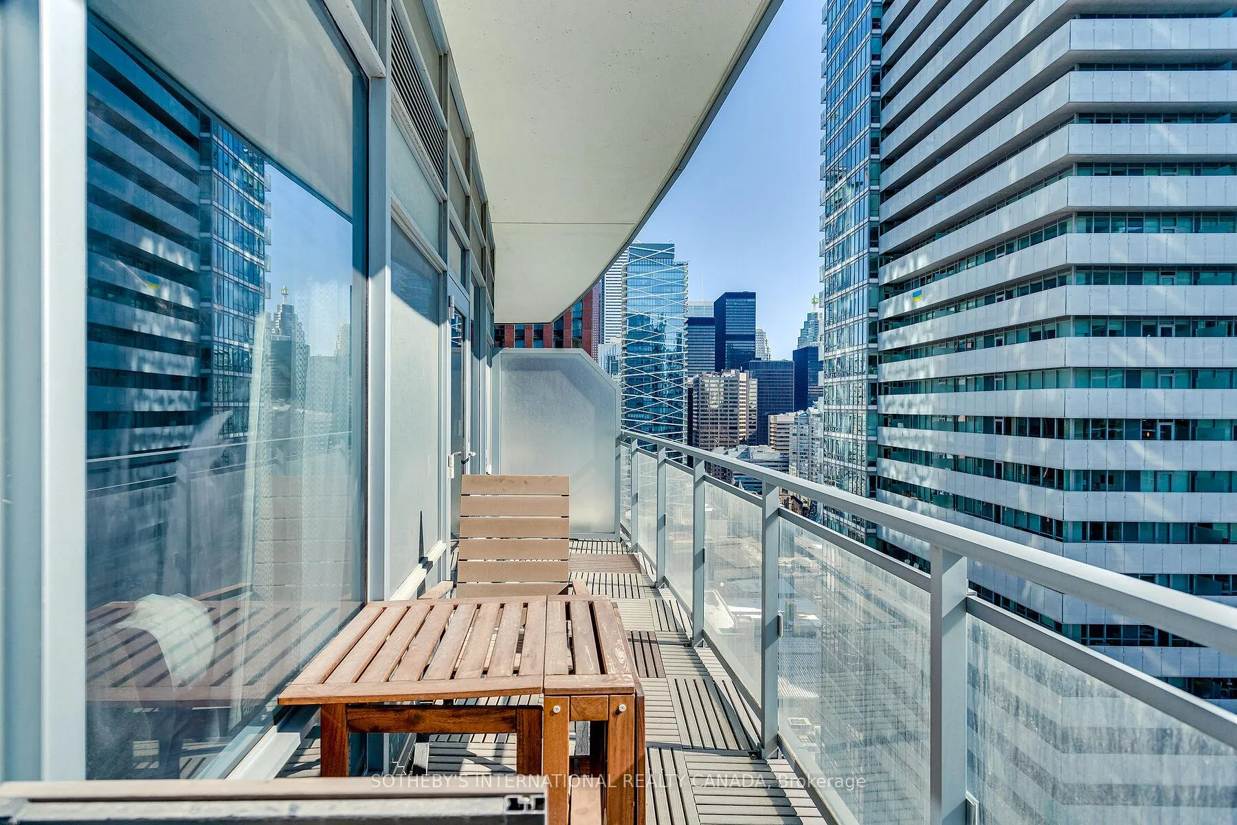 Photo 33 of Unit 2410, 21 Widmer Street, Toronto, Waterfront Communities — HOMEH