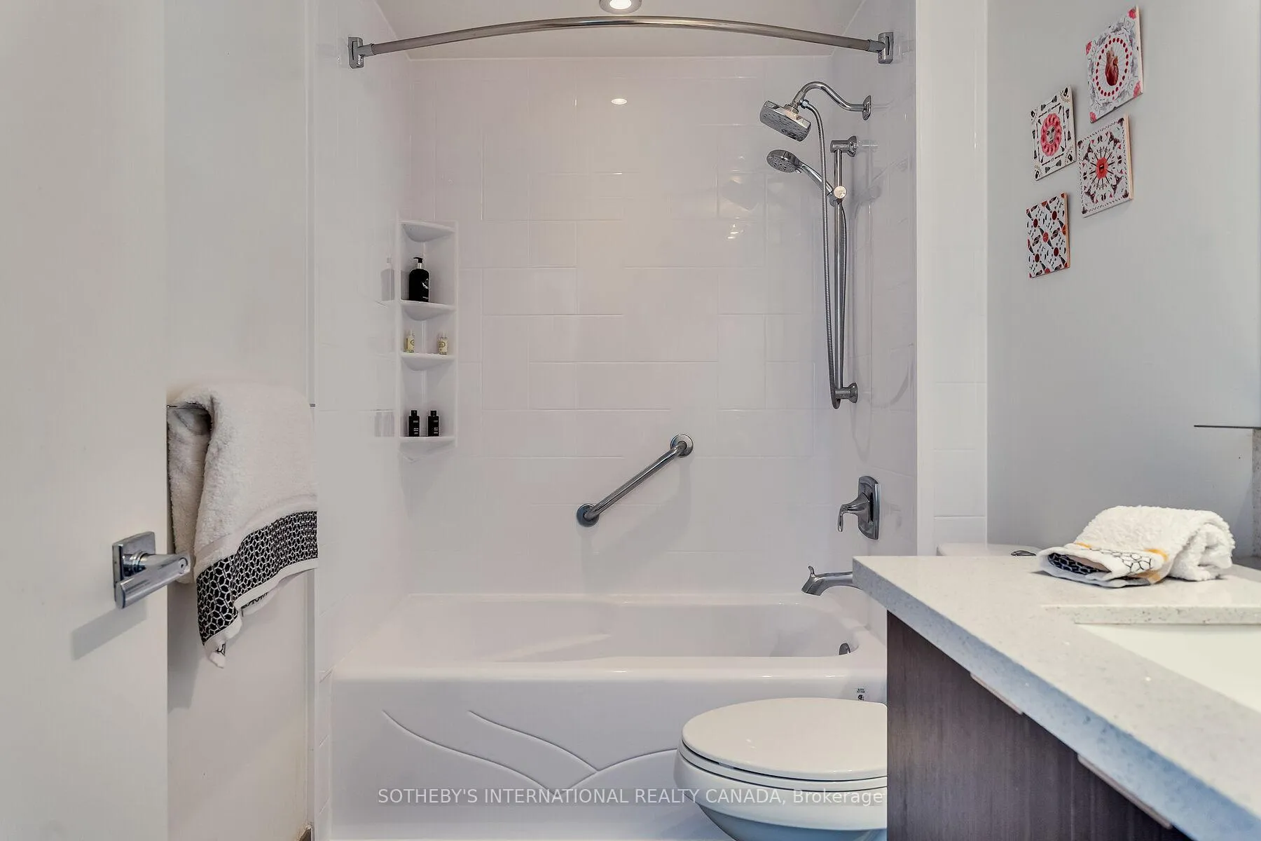 Photo 39 of Unit 2410, 21 Widmer Street, Toronto, Waterfront Communities — HOMEH