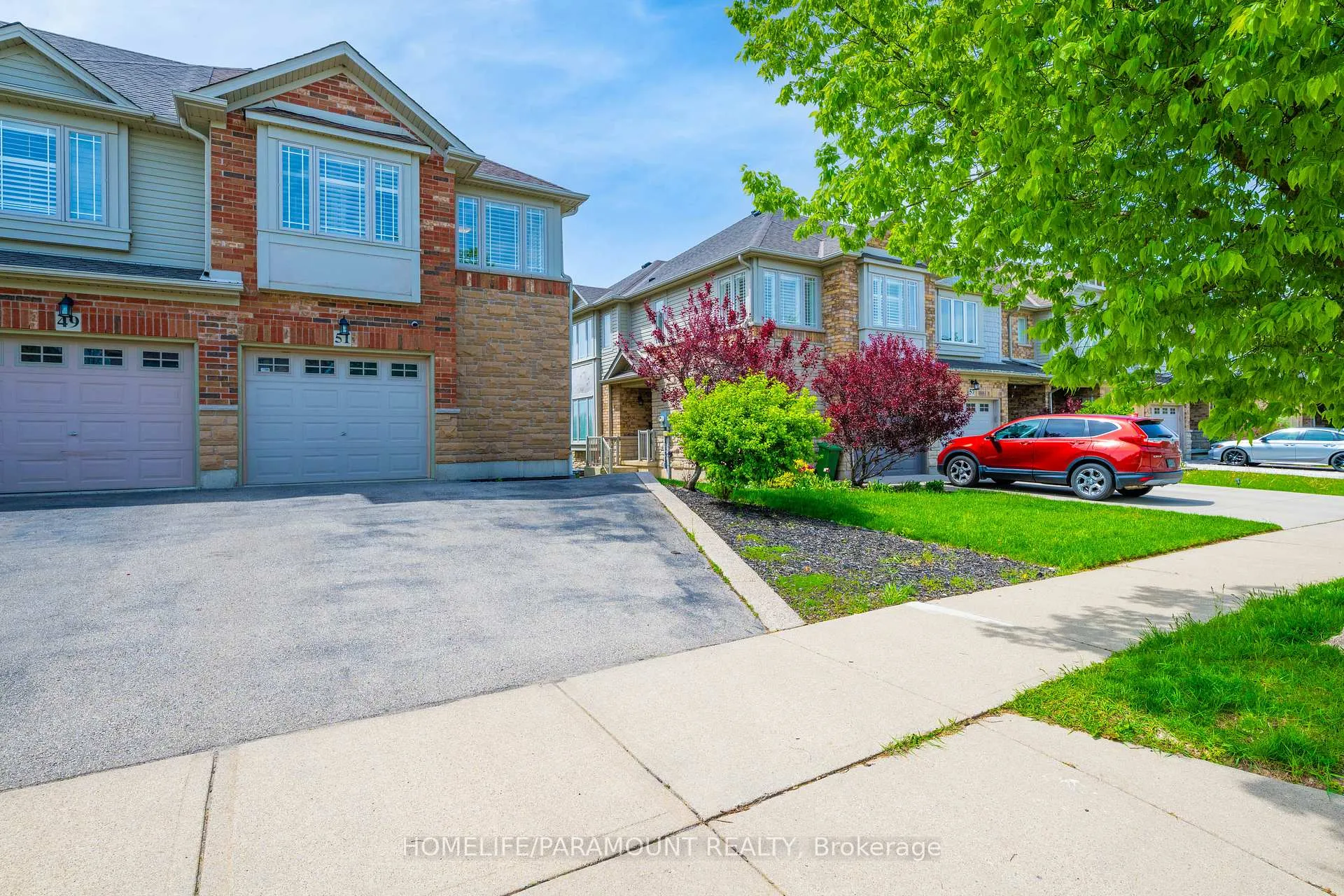 Photo 2 of 51 Voyager Pass, Hamilton, Binbrook — HOMEH