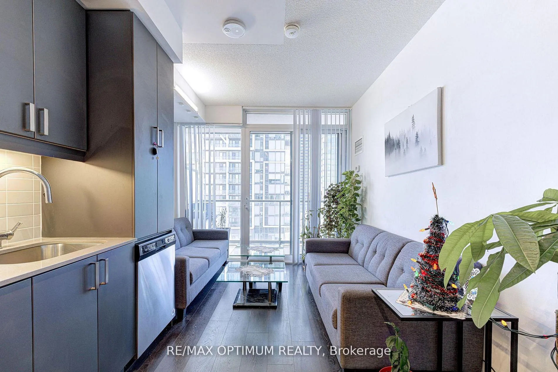 Photo 10 of Unit 1209, 7895 Jane Street W, Vaughan, Concord — HOMEH