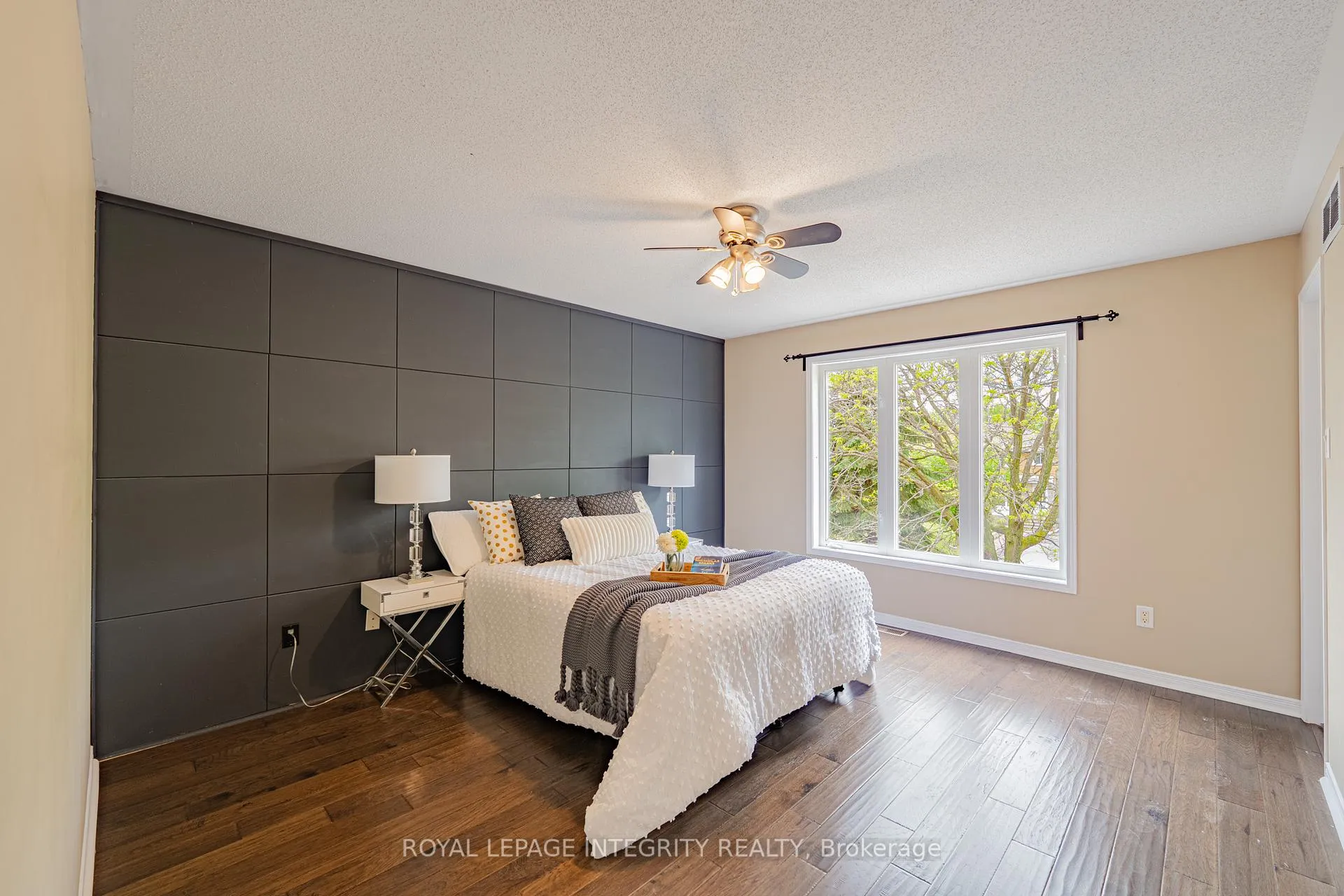 Photo 20 of 1213 Clyde Avenue, Ottawa, Central Park — HOMEH