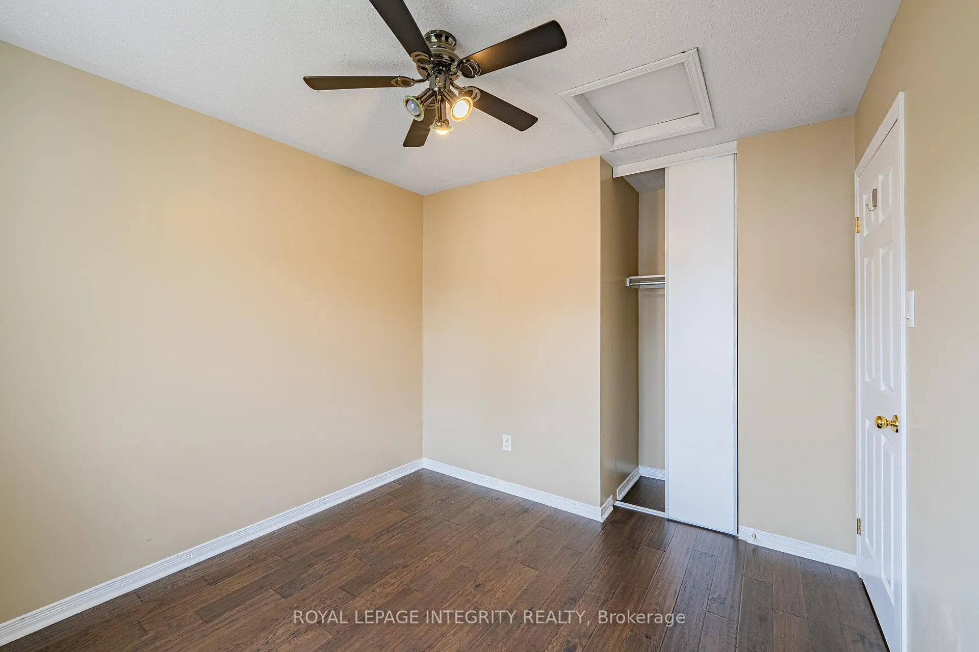 Photo 25 of 1213 Clyde Avenue, Ottawa, Central Park — HOMEH