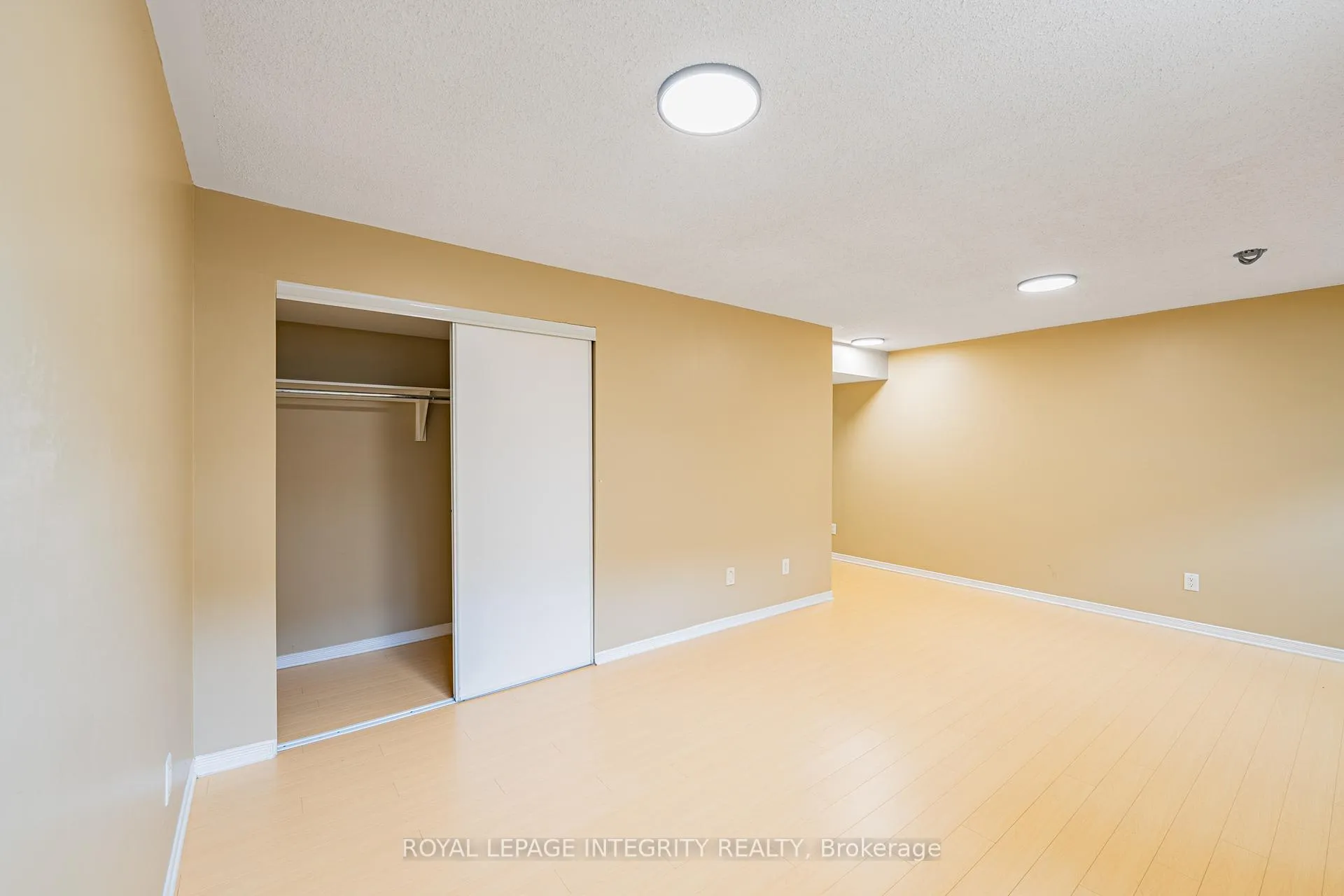 Photo 32 of 1213 Clyde Avenue, Ottawa, Central Park — HOMEH