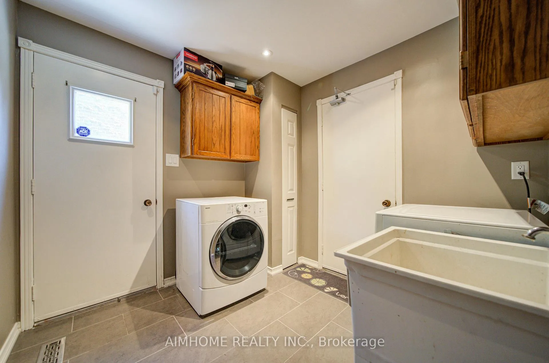 Photo 43 of 17 Garnish Green, Markham, Markham Village — HOMEH