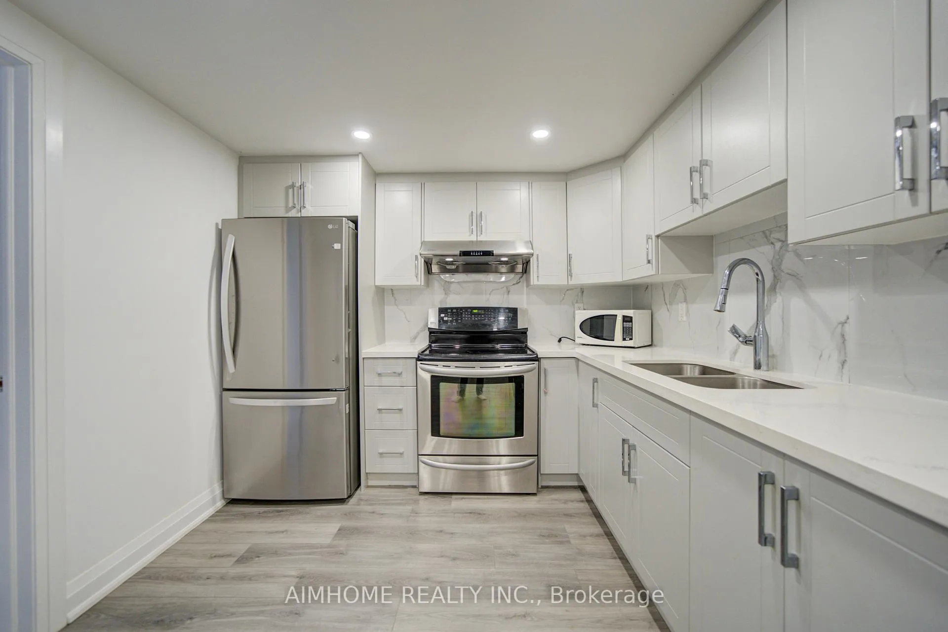 Photo 45 of 17 Garnish Green, Markham, Markham Village — HOMEH