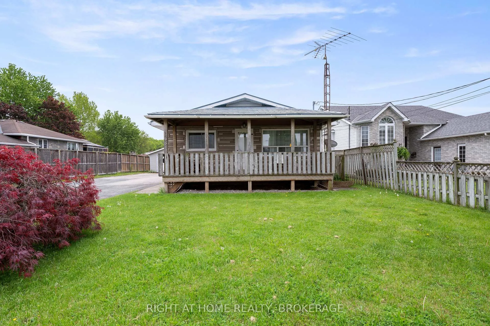 Photo 5 of 133 Quaker Road, Welland, N. Welland — HOMEH