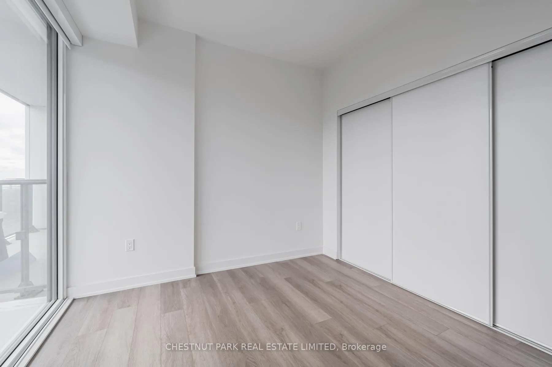 Photo 20 of Unit 1102, 9 Tecumseth Street, Toronto, Niagara — HOMEH