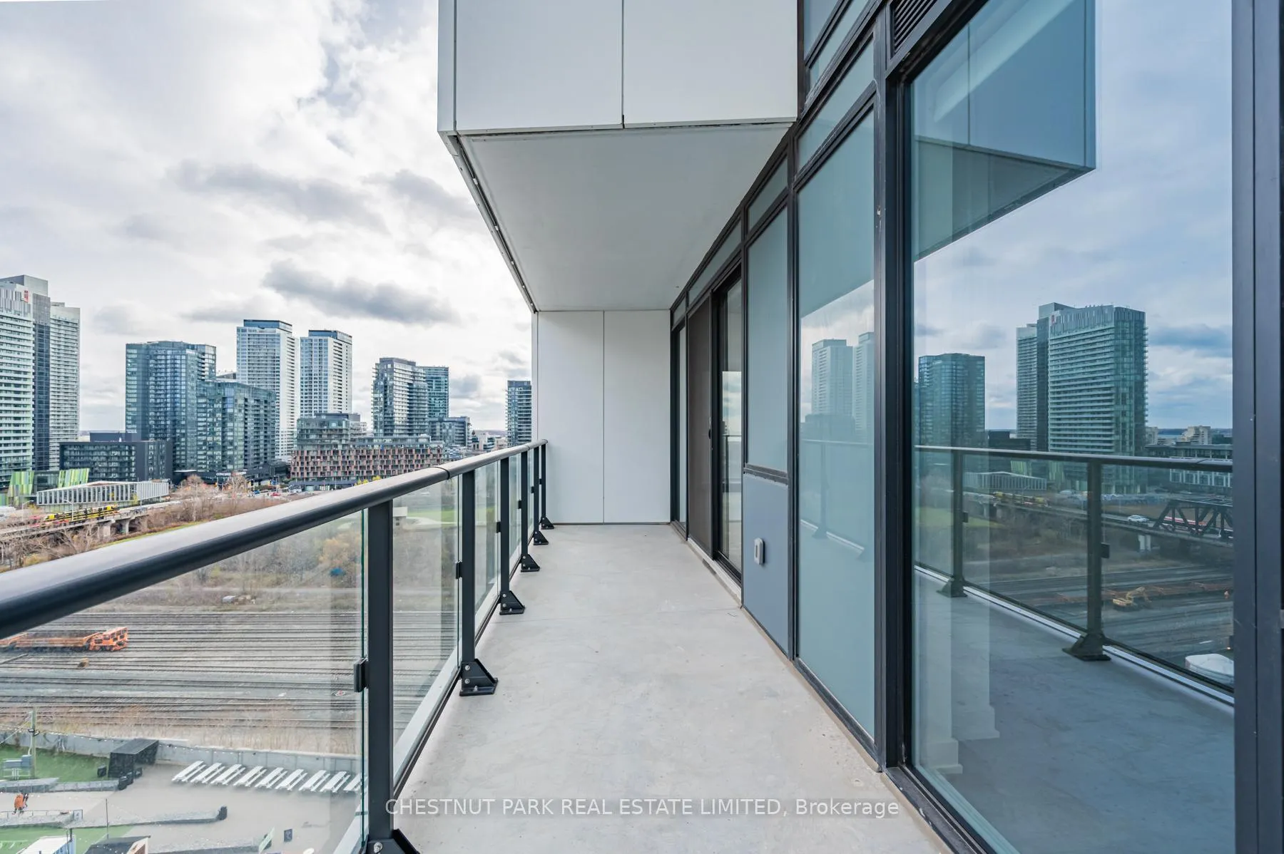 Photo 23 of Unit 1102, 9 Tecumseth Street, Toronto, Niagara — HOMEH