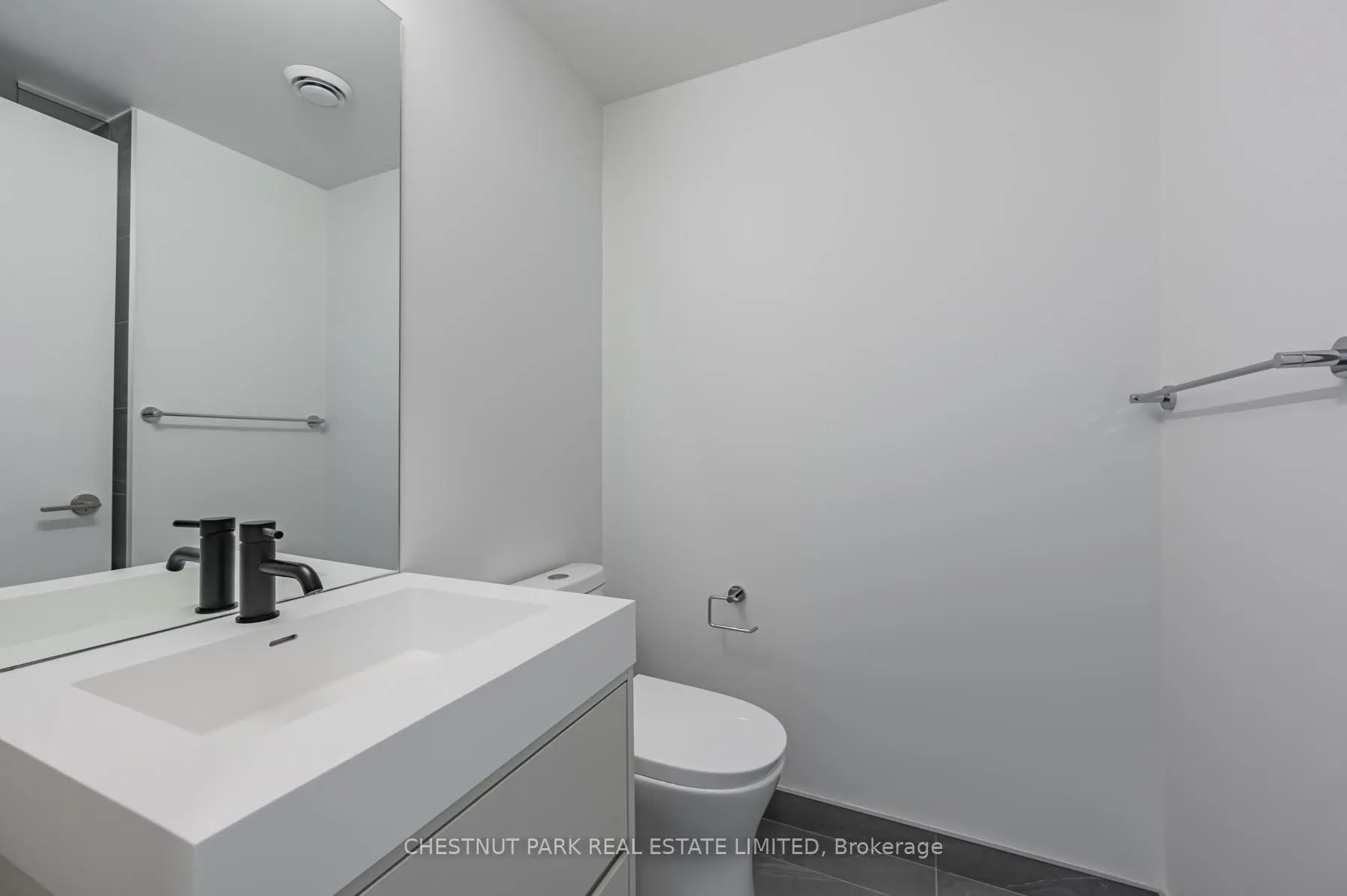 Photo 25 of Unit 1102, 9 Tecumseth Street, Toronto, Niagara — HOMEH