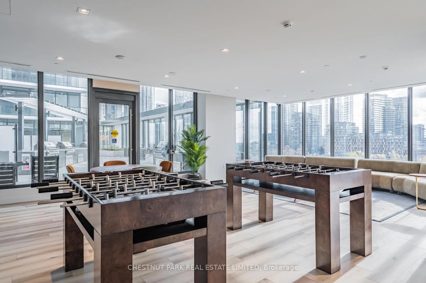 Photo 37 of Unit 1102, 9 Tecumseth Street, Toronto, Niagara — HOMEH