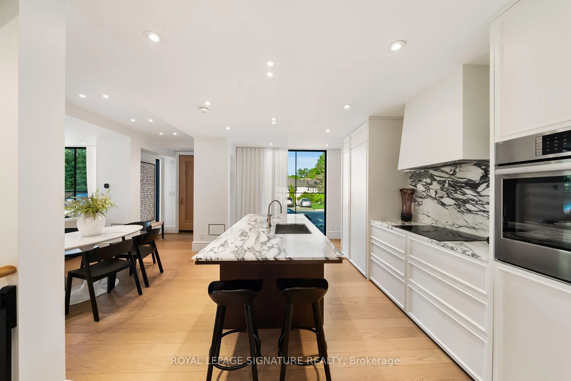 Photo 13 of 186 Humewood Drive, Toronto, Humewood-Cedarvale — HOMEH