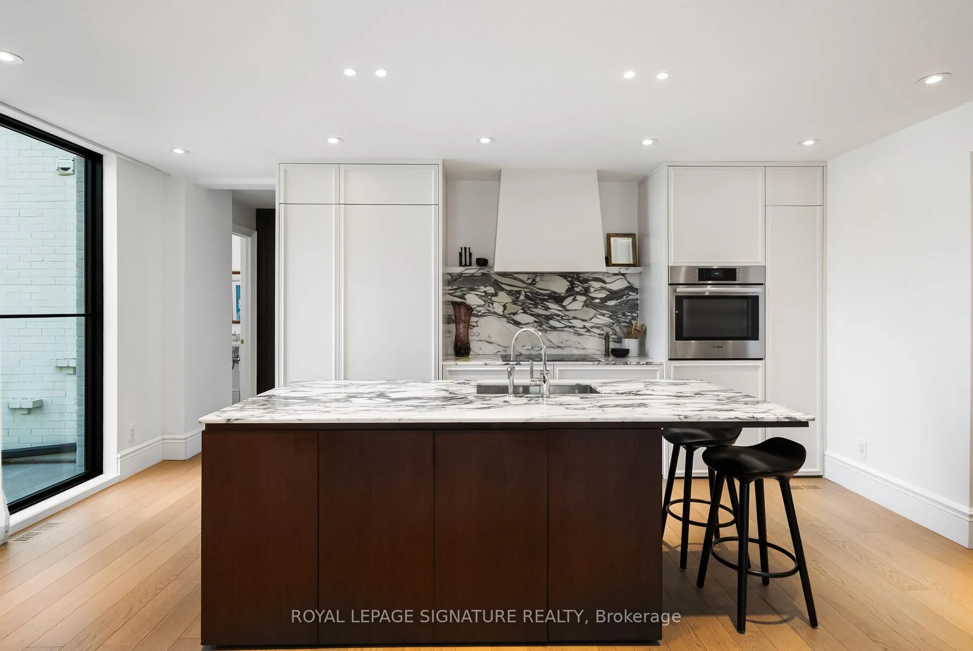 Photo 14 of 186 Humewood Drive, Toronto, Humewood-Cedarvale — HOMEH