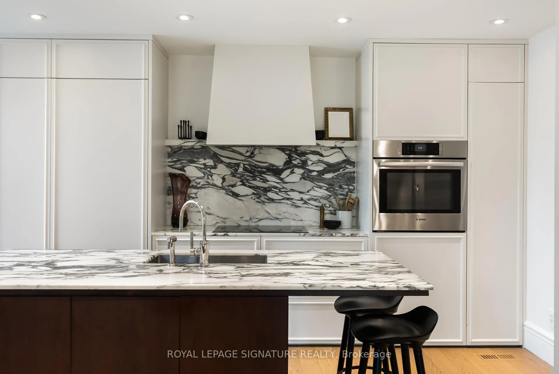 Photo 16 of 186 Humewood Drive, Toronto, Humewood-Cedarvale — HOMEH