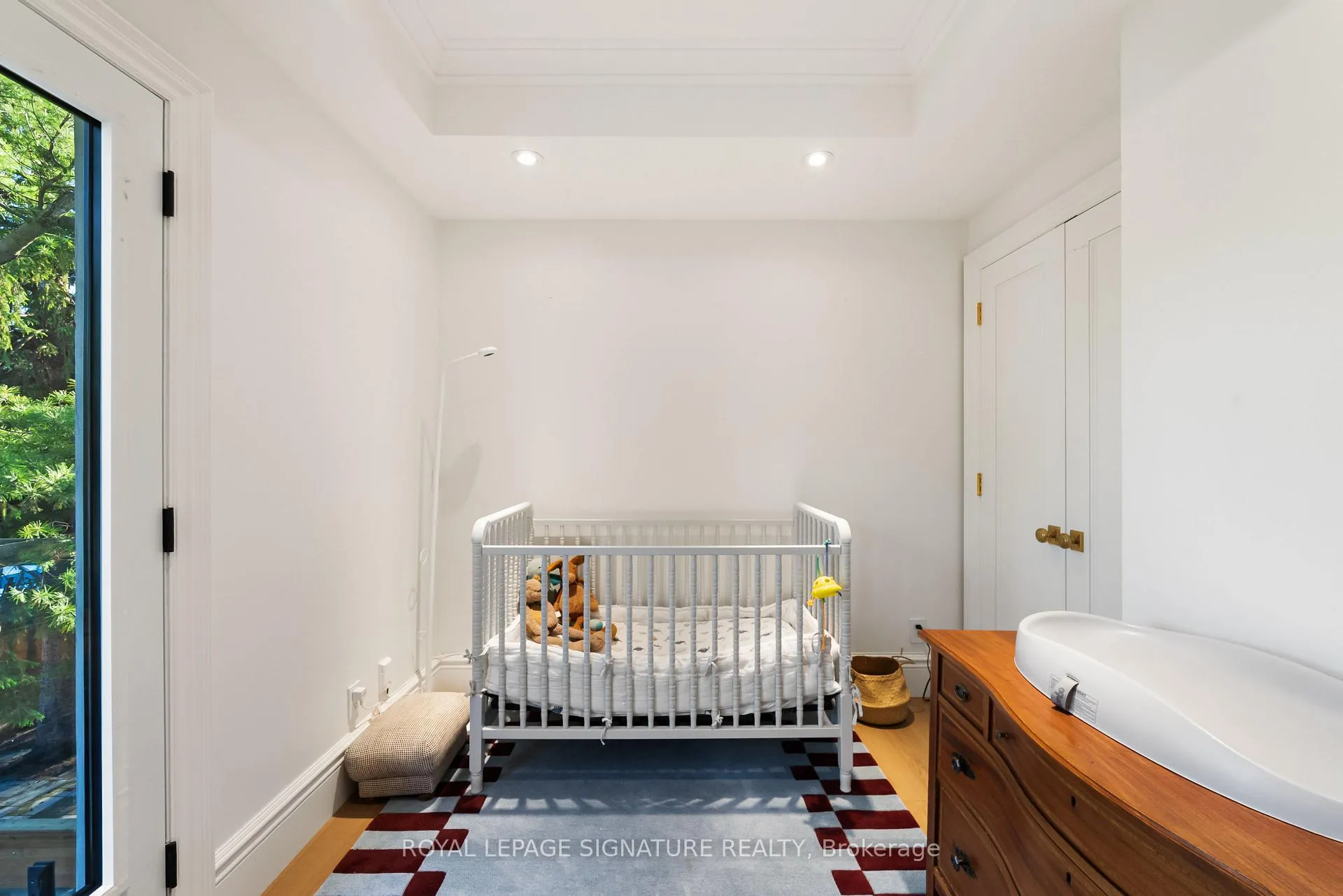 Photo 29 of 186 Humewood Drive, Toronto, Humewood-Cedarvale — HOMEH
