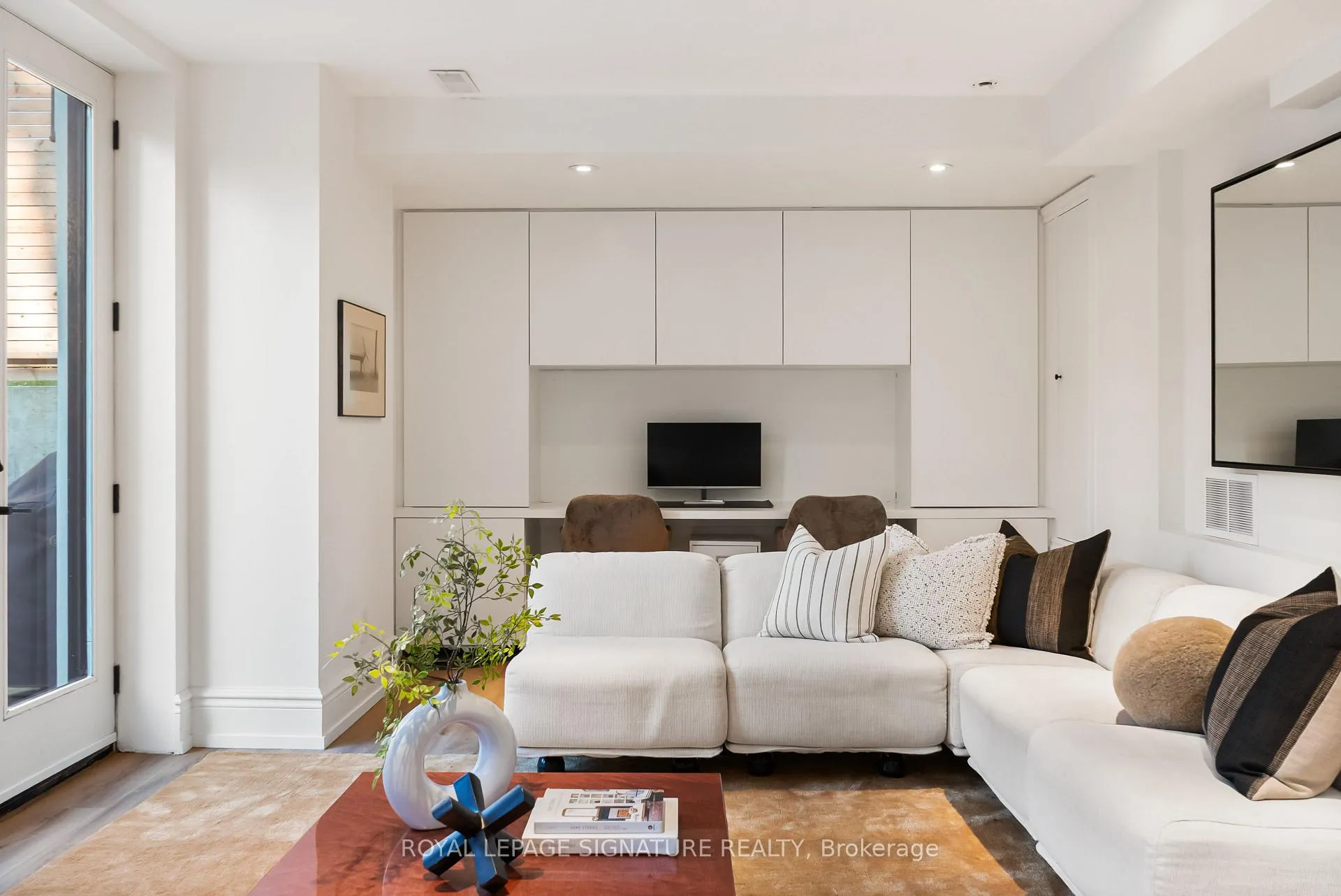 Photo 31 of 186 Humewood Drive, Toronto, Humewood-Cedarvale — HOMEH