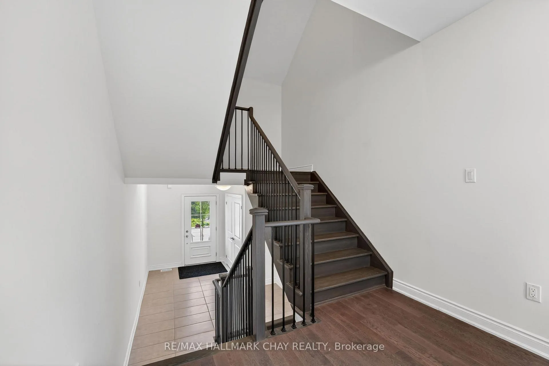 Photo 23 of 20 62 Street S, Wasaga Beach — HOMEH