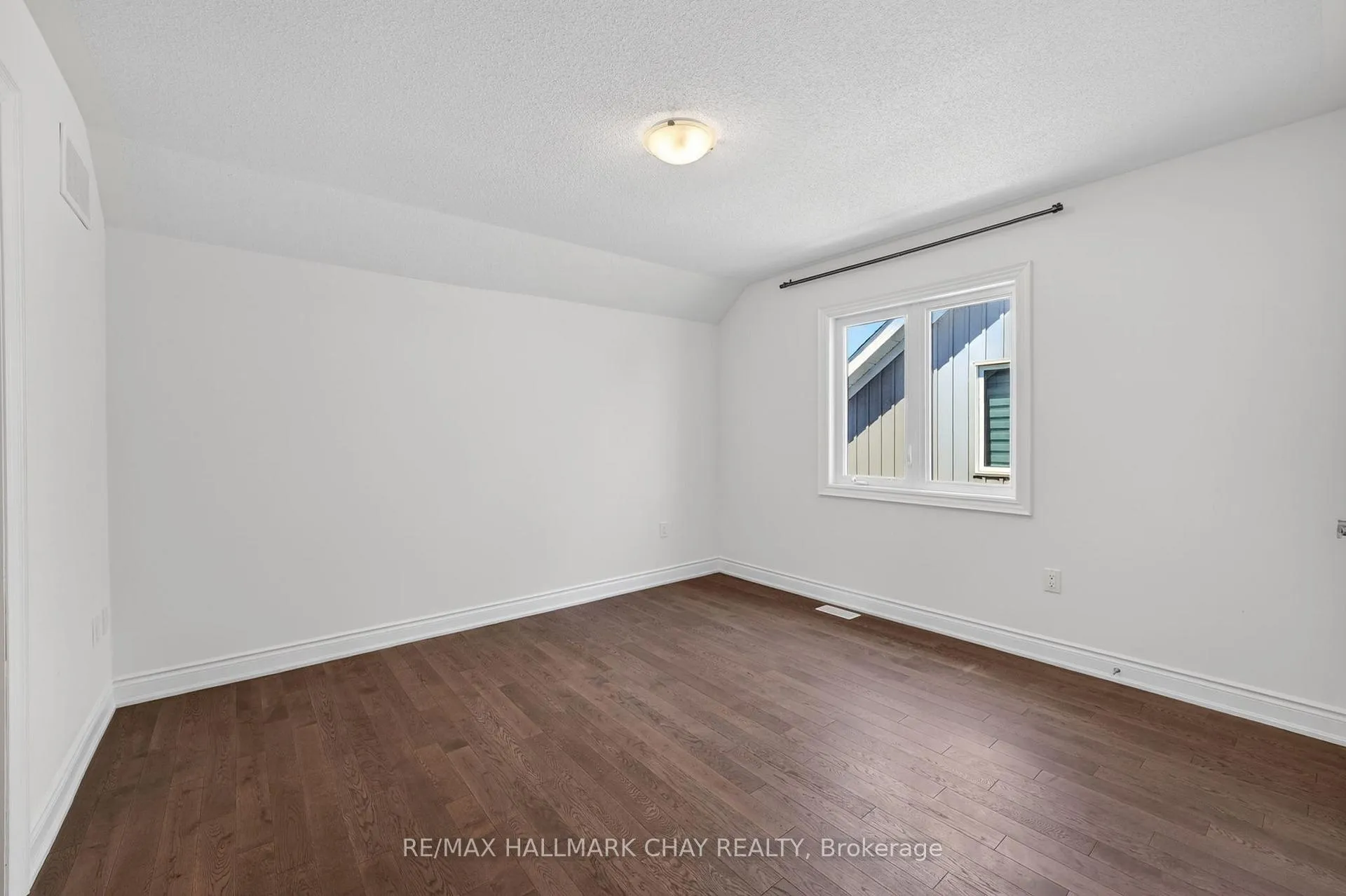 Photo 29 of 20 62 Street S, Wasaga Beach — HOMEH