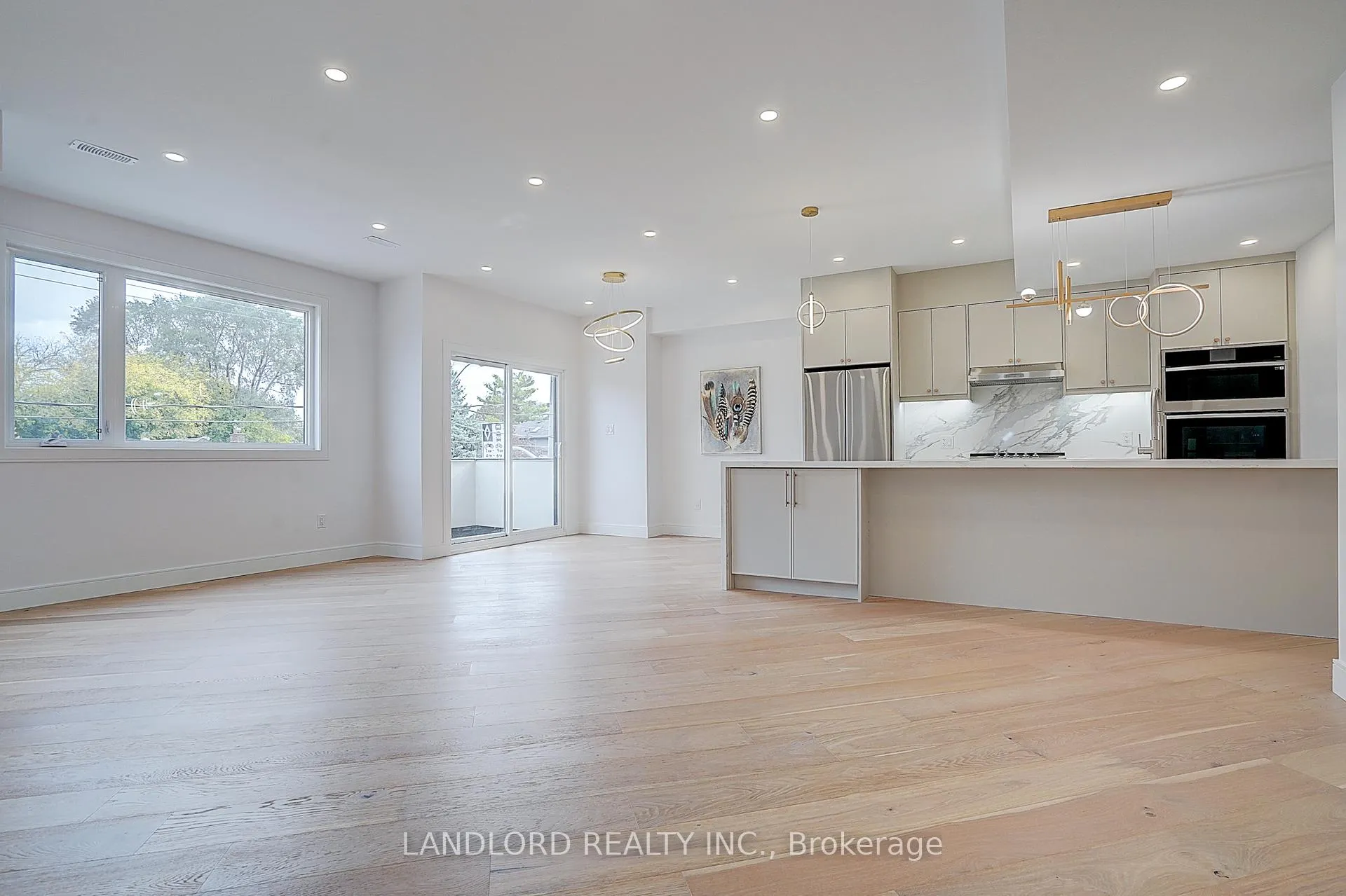 Photo 10 of Unit Unit 2, 1344 Pape Avenue, Toronto, Broadview North — HOMEH