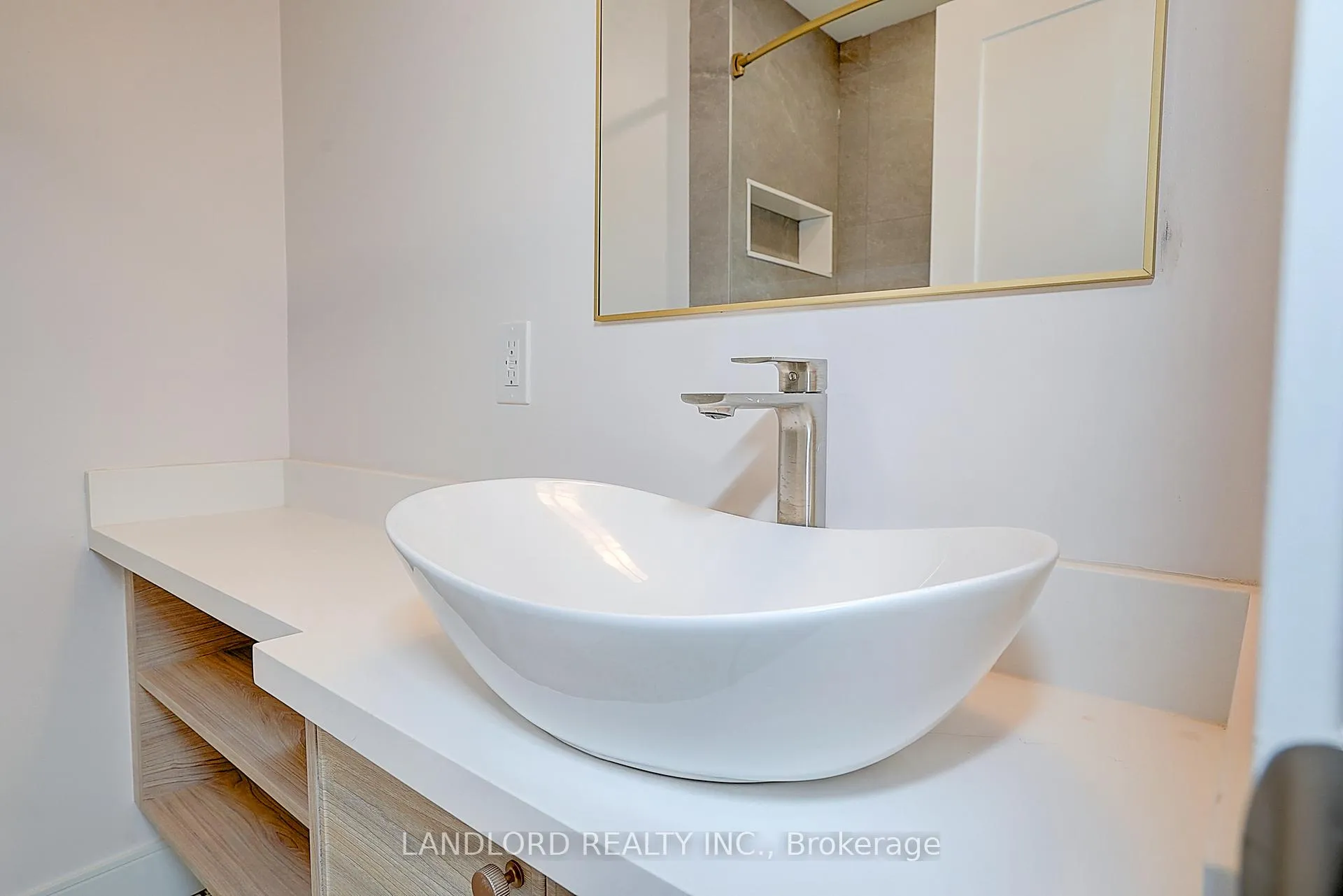 Photo 26 of Unit Unit 2, 1344 Pape Avenue, Toronto, Broadview North — HOMEH