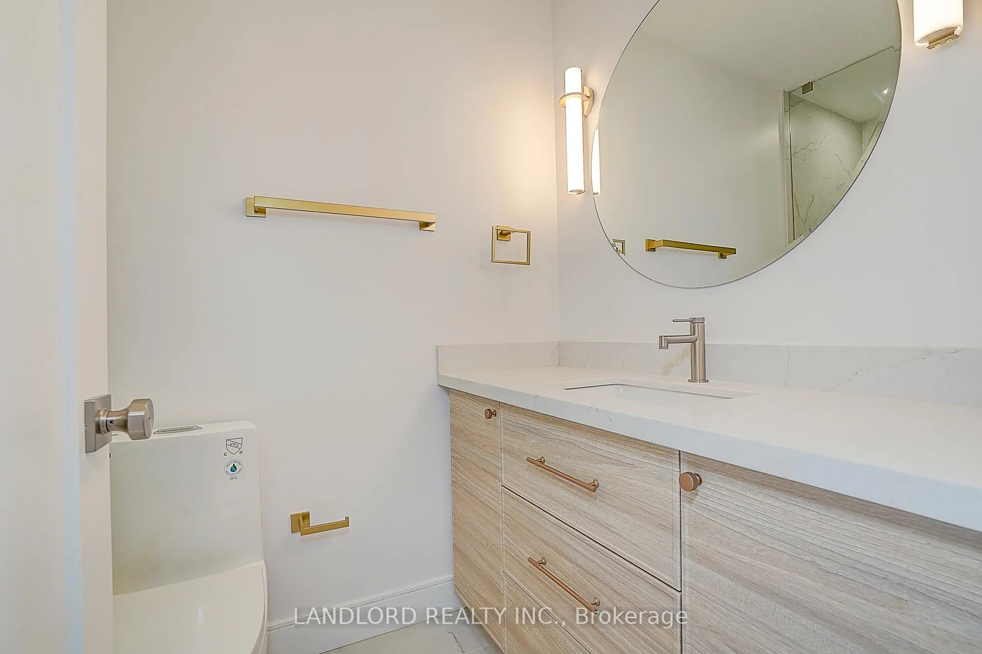 Photo 32 of Unit Unit 2, 1344 Pape Avenue, Toronto, Broadview North — HOMEH
