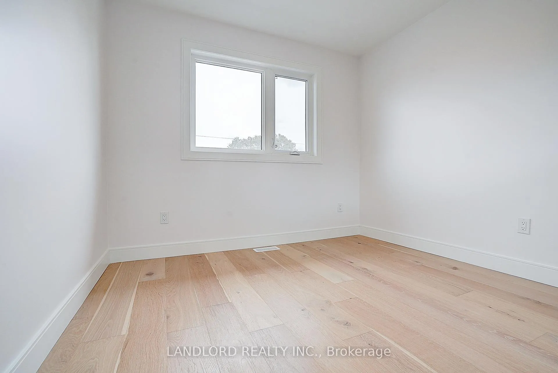 Photo 34 of Unit Unit 2, 1344 Pape Avenue, Toronto, Broadview North — HOMEH